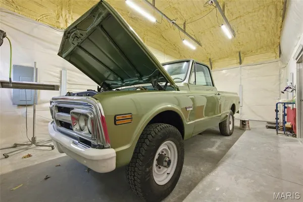 $598,900 | 284 White Road, Montgomery City, MO 63361