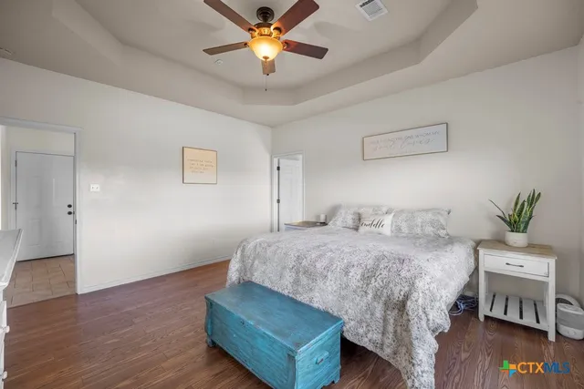 $599,900 | 510 Wagon Wheel Trail, Bertram, TX 78605