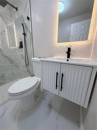 $3,000 | 290 East 65th Street, Unit 290, Hialeah, FL 33013