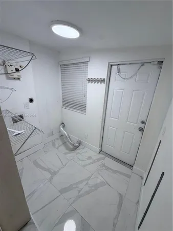 $3,000 | 290 East 65th Street, Unit 290, Hialeah, FL 33013