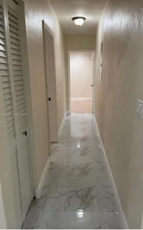 $3,000 | 290 East 65th Street, Unit 290, Hialeah, FL 33013