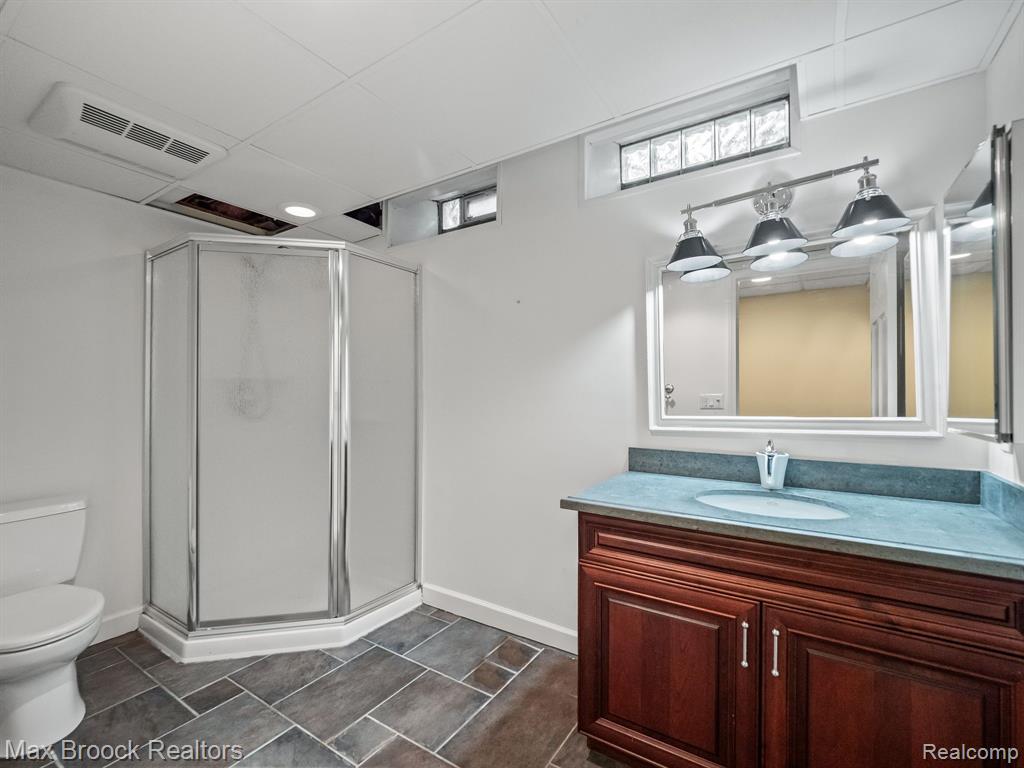350 Shirley Road Birmingham, MI 48009 - Photo 47 of 60