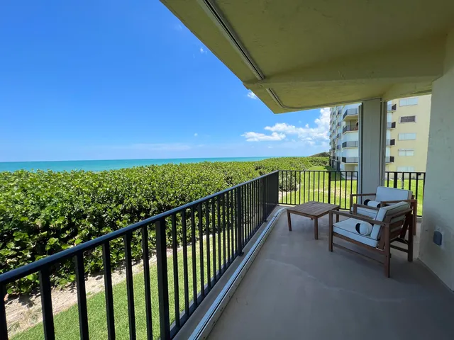 $5,500 | 7420 South Ocean Drive, Unit 216, Jensen Beach, FL 34957