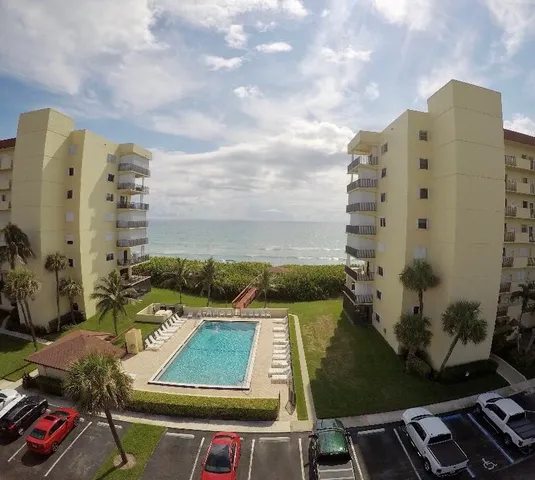 $5,500 | 7420 South Ocean Drive, Unit 216, Jensen Beach, FL 34957