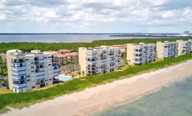 $5,500 | 7420 South Ocean Drive, Unit 216, Jensen Beach, FL 34957