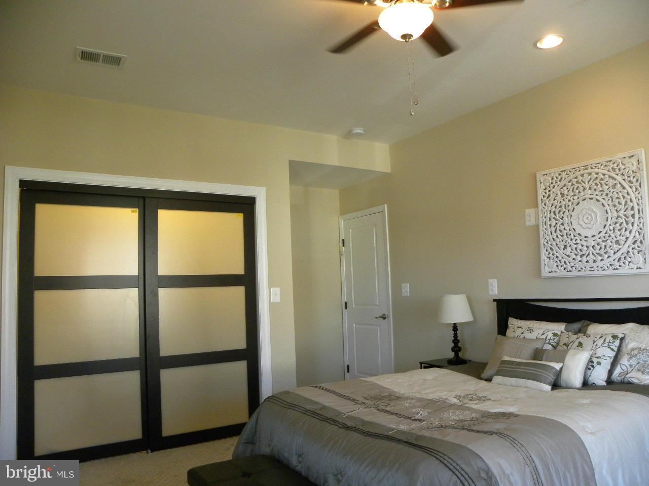 233 S Street Northeast, Unit 2 Washington, DC 20002 - Photo 17 of 30 Bedroom (Master)