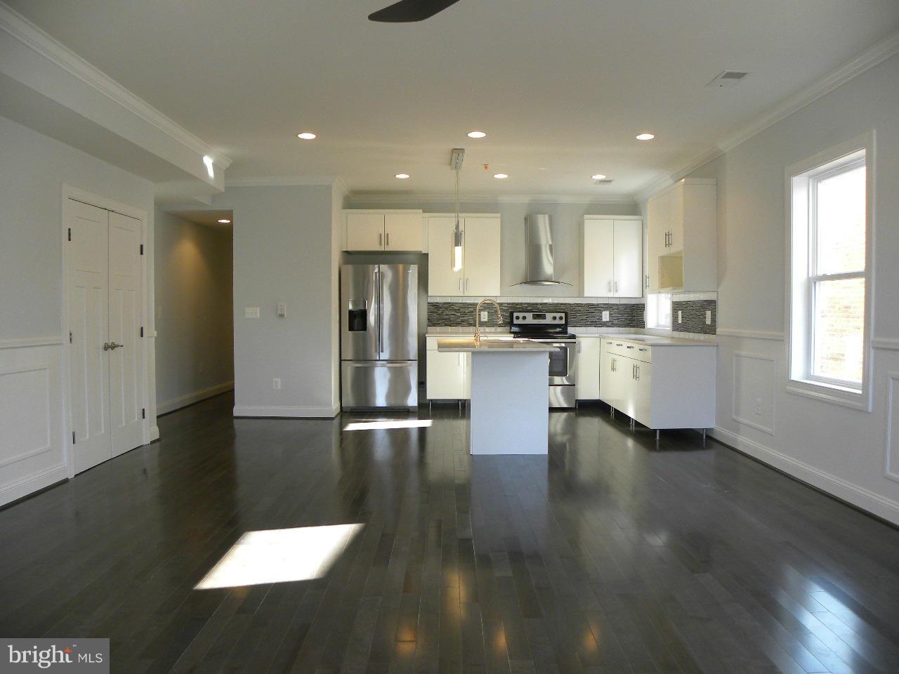 233 S Street Northeast, Unit 2 Washington, DC 20002 - Photo 8 of 30 Dining Room
