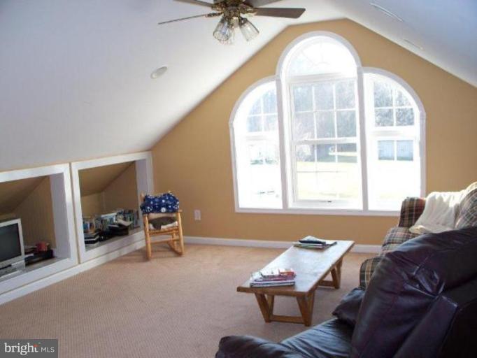 25245 Auction Road Federalsburg, MD 21632 - Photo 3 of 16 Family Room