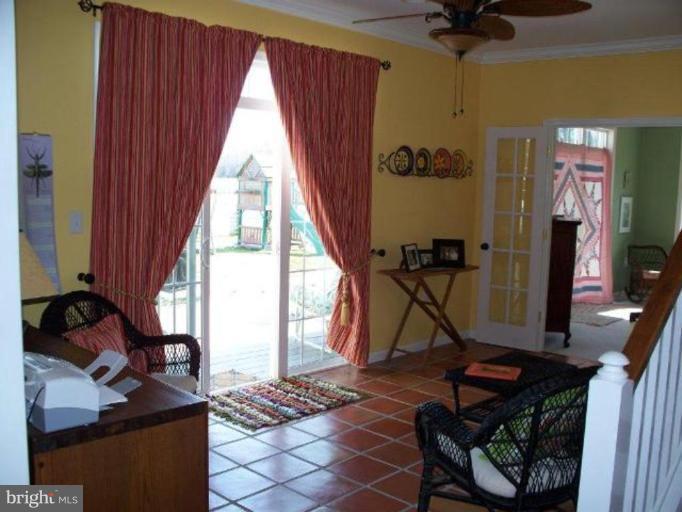 25245 Auction Road Federalsburg, MD 21632 - Photo 5 of 16 Sitting Room