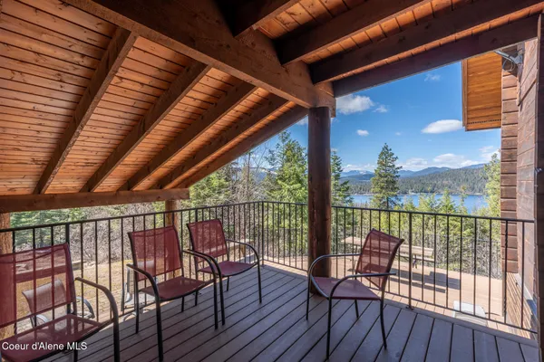 $946,799 | 203 Frog Song Lane, Coolin, ID 83821