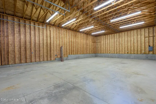 $946,799 | 203 Frog Song Lane, Coolin, ID 83821