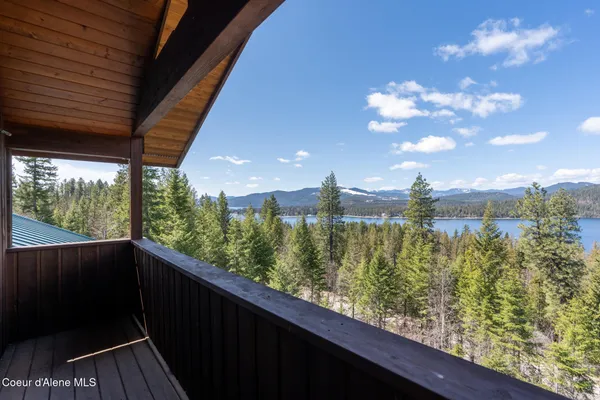 $946,799 | 203 Frog Song Lane, Coolin, ID 83821