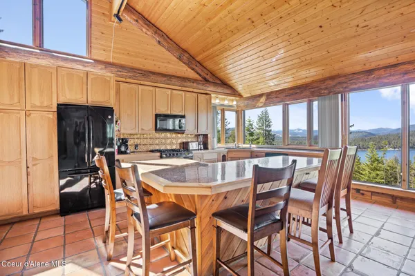 $946,799 | 203 Frog Song Lane, Coolin, ID 83821
