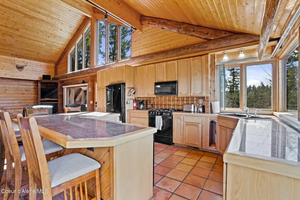 $946,799 | 203 Frog Song Lane, Coolin, ID 83821