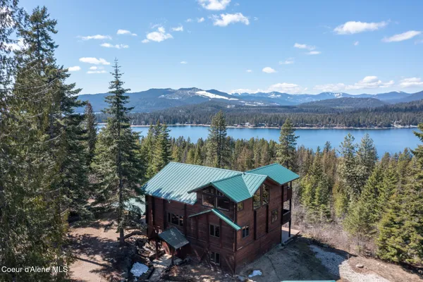 $946,799 | 203 Frog Song Lane, Coolin, ID 83821