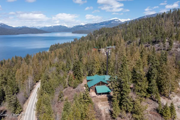 $946,799 | 203 Frog Song Lane, Coolin, ID 83821