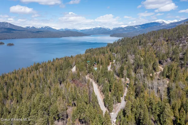 $946,799 | 203 Frog Song Lane, Coolin, ID 83821