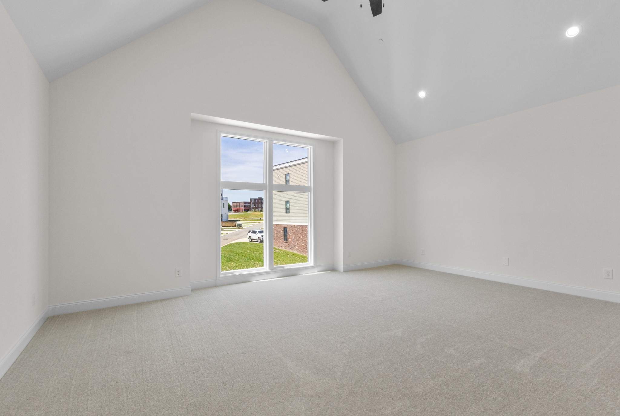 463 Centre Street Pleasant View, TN 37146 - Photo 29 of 43 an empty room with window