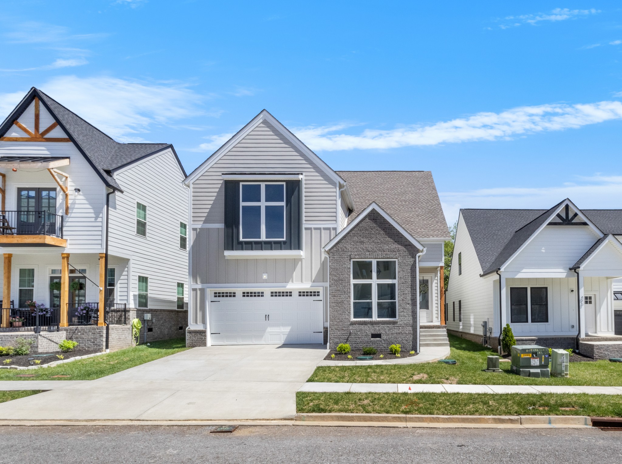 463 Centre Street Pleasant View, TN 37146 - Photo 4 of 43 a front view of a house with a yard