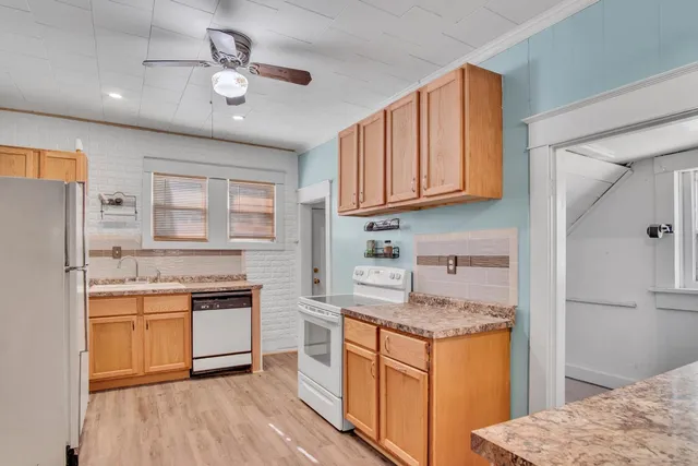 $65,000 | 301 Southwest 3rd Street, Newton, KS 67114