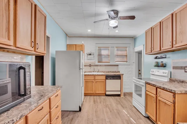 $65,000 | 301 Southwest 3rd Street, Newton, KS 67114