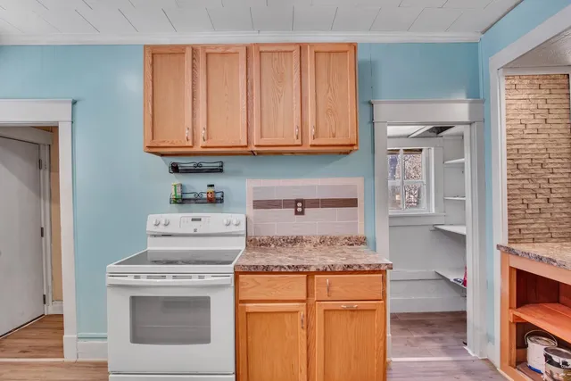 $65,000 | 301 Southwest 3rd Street, Newton, KS 67114