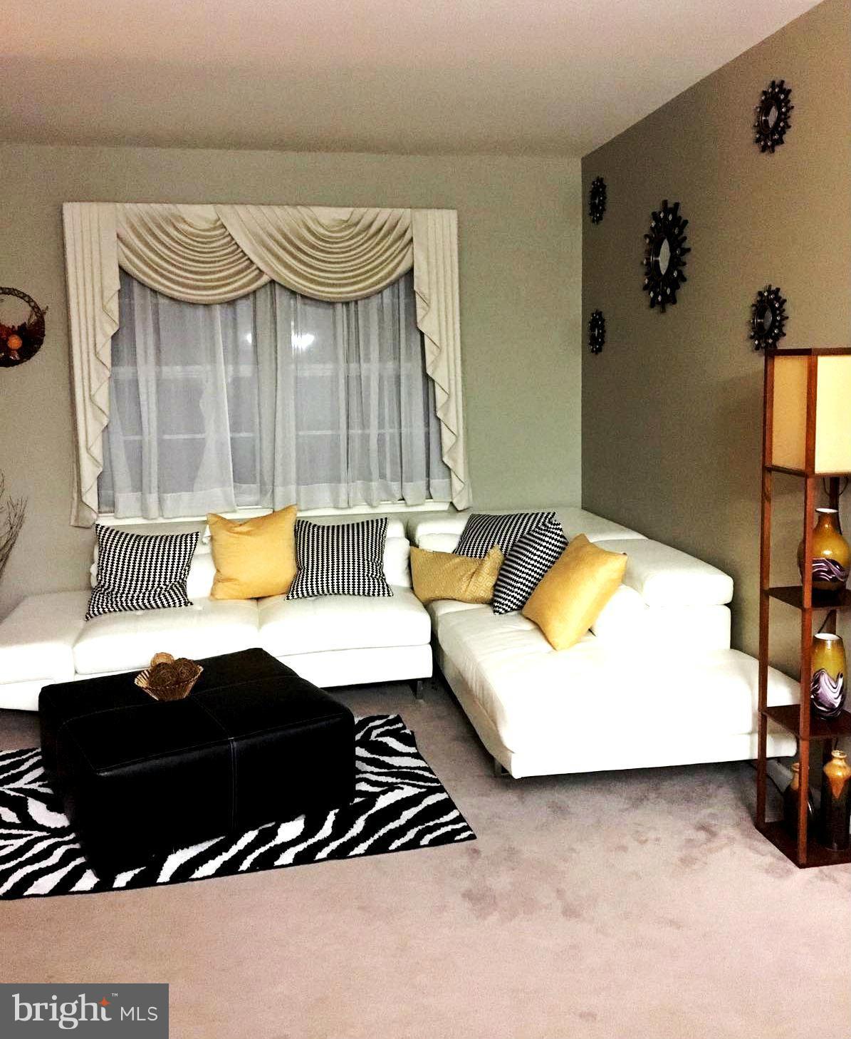 4619 Runnymeade Road Owings Mills, MD 21117 - Photo 6 of 12 Living Room