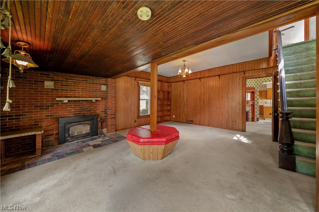 15460 Main Market Road Burton, OH 44021 - Photo 5 of 20