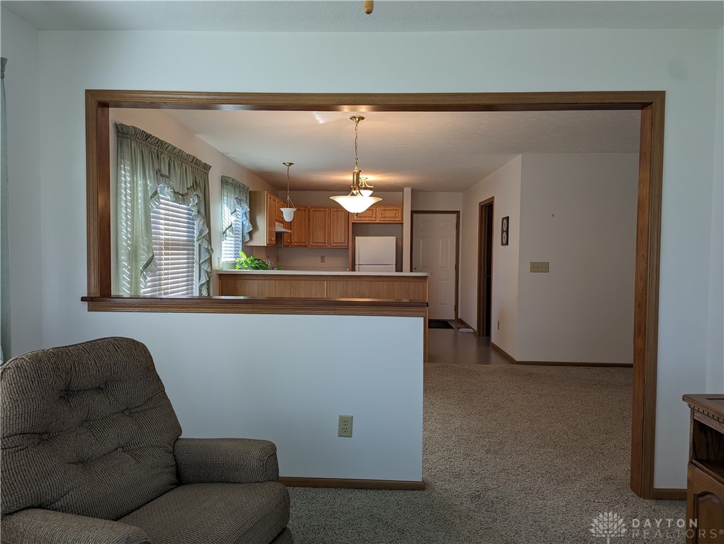 270 Hampton Trail Springfield, OH 45502 - Photo 4 of 28