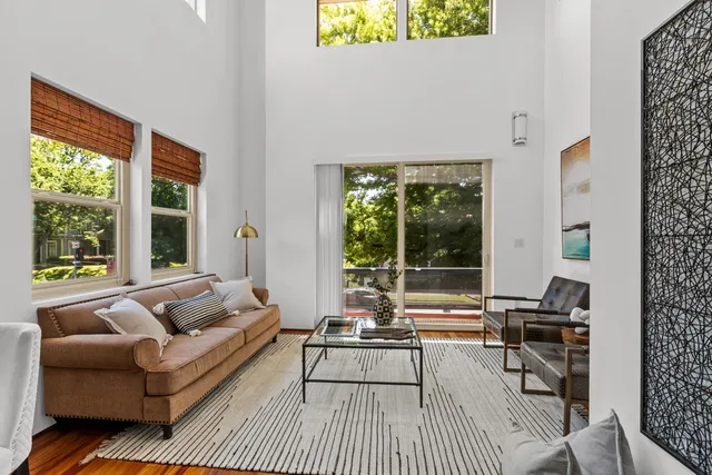 $589,000 | 2025 S Street, Unit 201, Sacramento, CA 95811