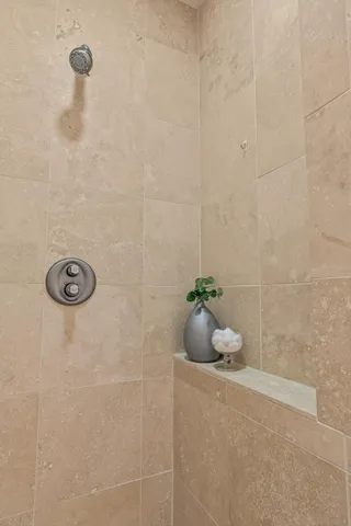 $589,000 | 2025 S Street, Unit 201, Sacramento, CA 95811