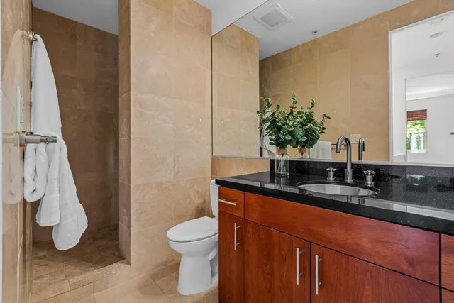 $589,000 | 2025 S Street, Unit 201, Sacramento, CA 95811