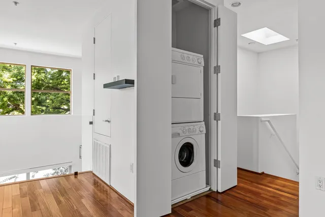 $589,000 | 2025 S Street, Unit 201, Sacramento, CA 95811