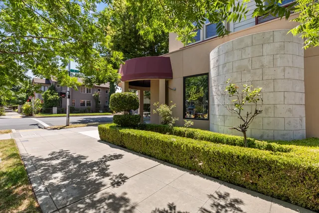 $589,000 | 2025 S Street, Unit 201, Sacramento, CA 95811