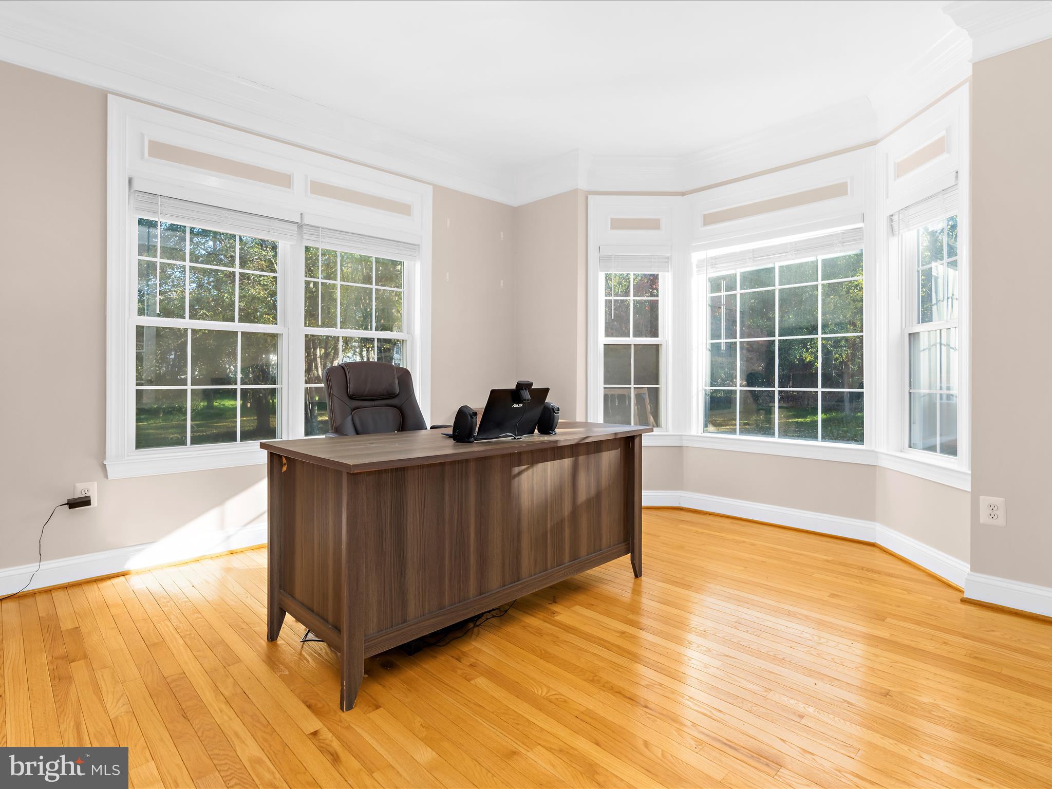 15533 Thompson Road Silver Spring, MD 20905 - Photo 50 of 76 a living room with furniture and a large window