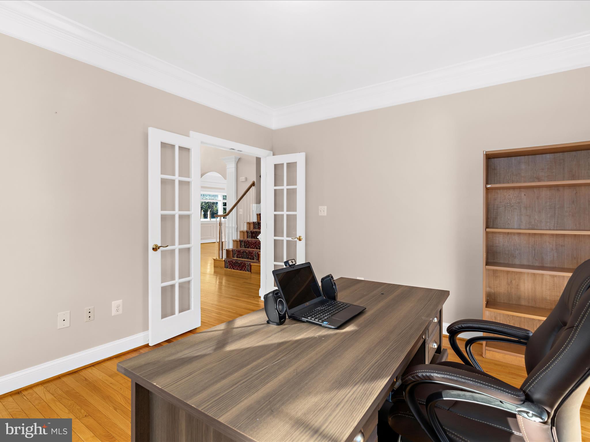 15533 Thompson Road Silver Spring, MD 20905 - Photo 51 of 76 a room with a table and a window