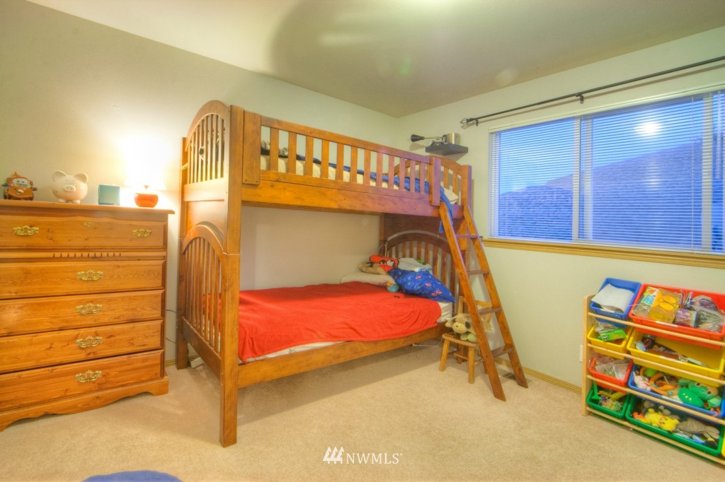12223 Northeast 169th Street Bothell, WA 98011 - Photo 11 of 15 Gallery Image 11