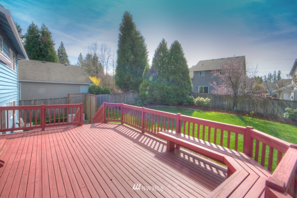 12223 Northeast 169th Street Bothell, WA 98011 - Photo 4 of 15 Gallery Image 4