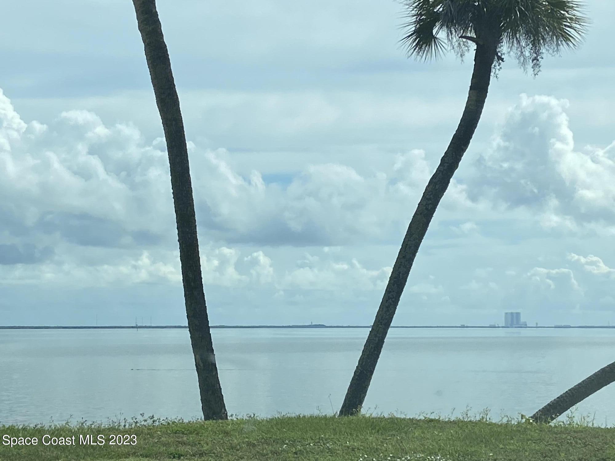 1540 Riverside Drive, Unit 8 Titusville, FL 32780 - Photo 12 of 22 Casa 302 10.5 (13)
