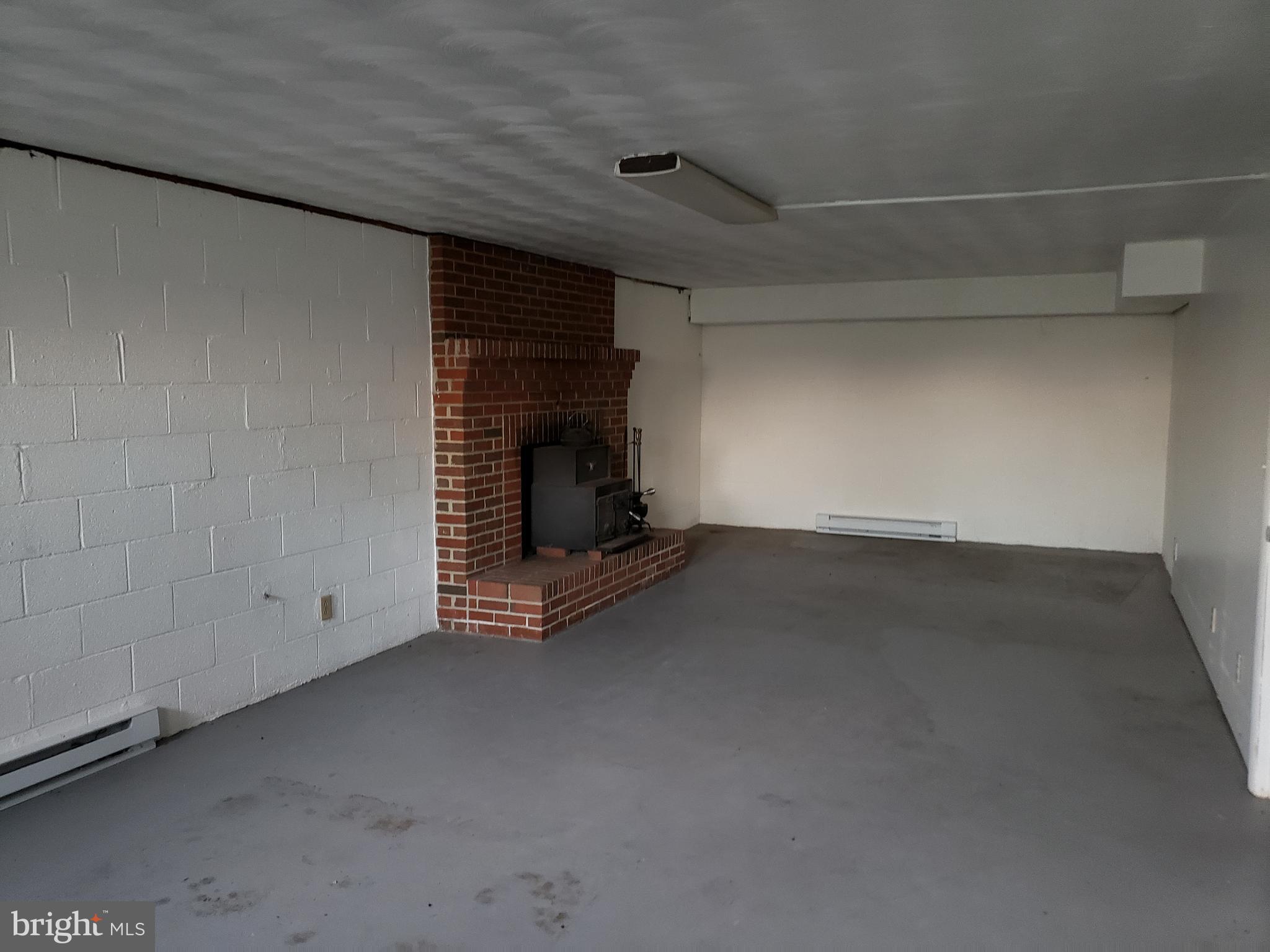 10051 Meetze Road Midland, VA 22728 - Photo 18 of 25 Gallery Image 18