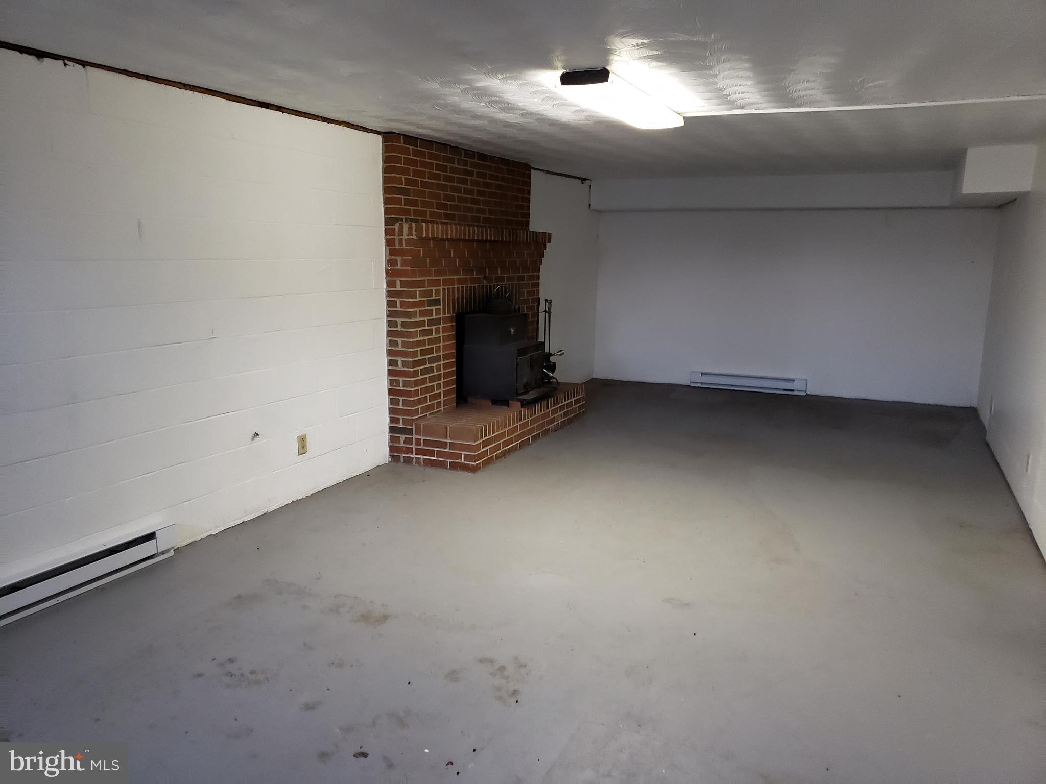 10051 Meetze Road Midland, VA 22728 - Photo 19 of 25 Gallery Image 19