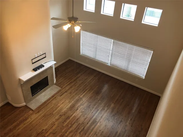 a view of a livingroom with a fireplace