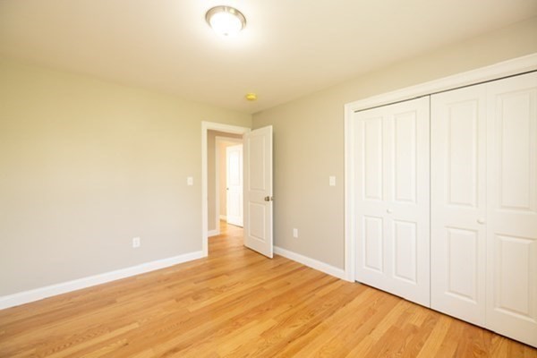 257 Tecumseh Street Fall River, MA 02721 - Photo 13 of 22