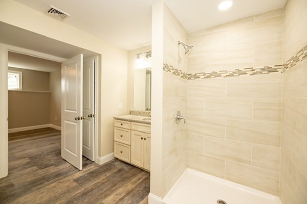 257 Tecumseh Street Fall River, MA 02721 - Photo 16 of 22