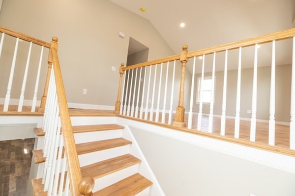 257 Tecumseh Street Fall River, MA 02721 - Photo 7 of 22