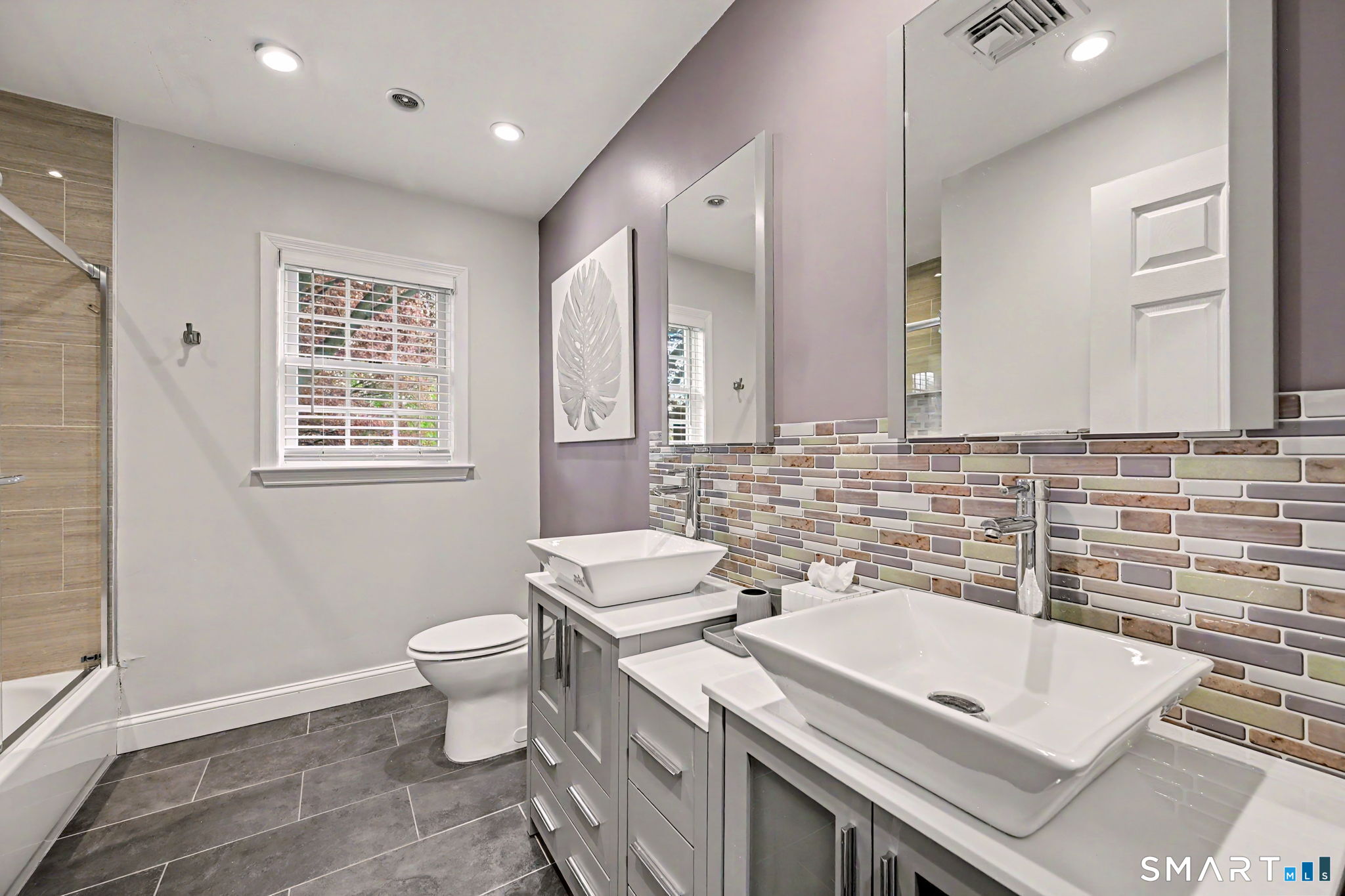 179 West Rocks Road Norwalk, CT 06851 - Photo 23 of 40 Updated Full Bathroom