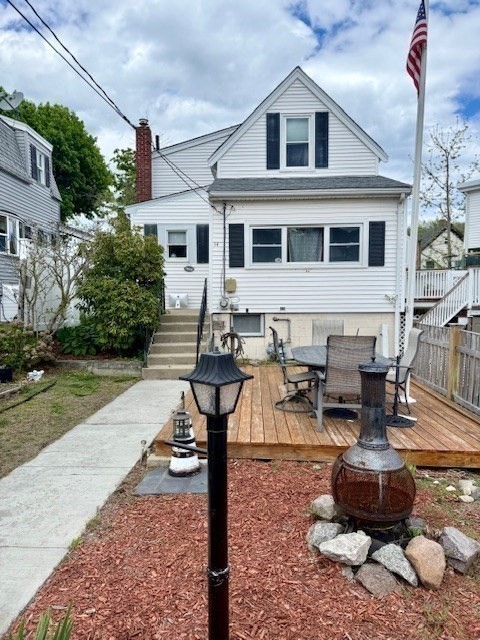 14 Pequot Road Weymouth, MA 02191 - Photo 4 of 39