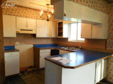 10381 West Stanley Road Flushing, MI 48433 - Photo 5 of 20 20145082-4.JPG