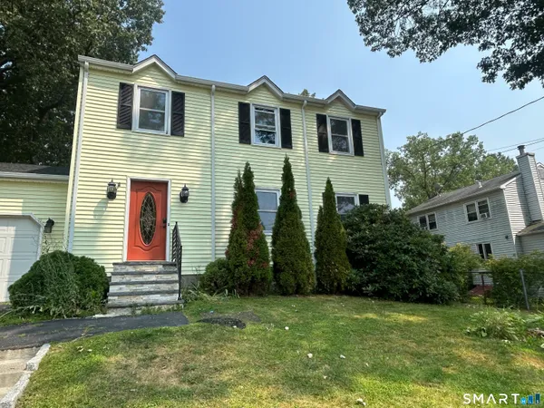 $3,200 | 14 Normandy Drive, Waterbury, CT 06705