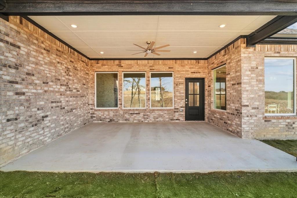 340 Slimp Bluff Azle, TX 76020 - Photo 30 of 36